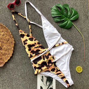 Sexy One-Piece Swimsuit Half Leopard